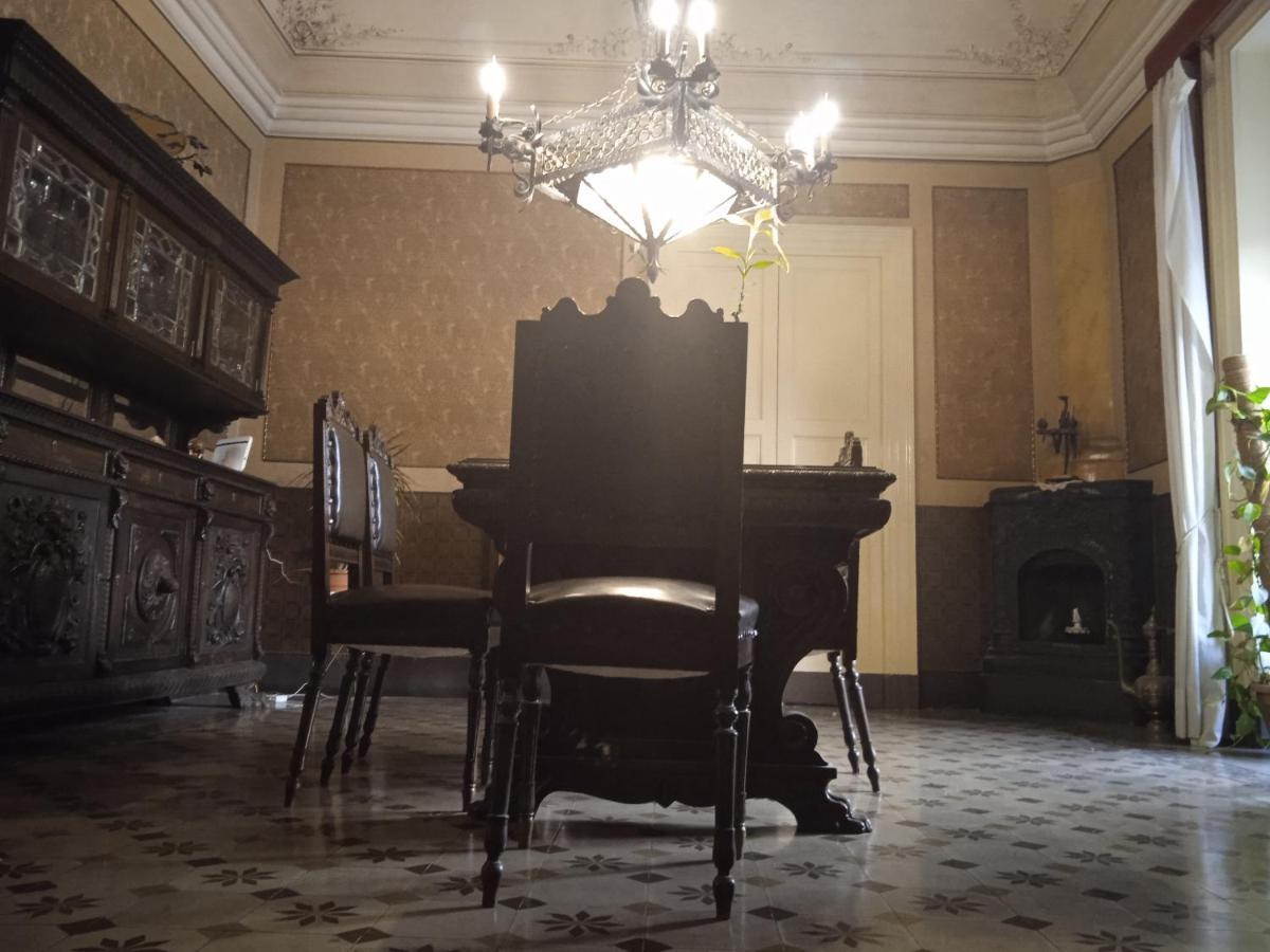 カターニア Bed And Books Isabella Bed & Breakfast エクステリア 写真
